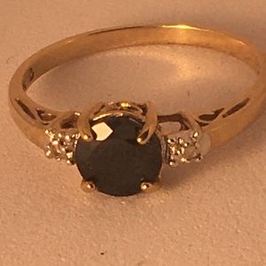 Preloved Solid 10K Sapphire Ring